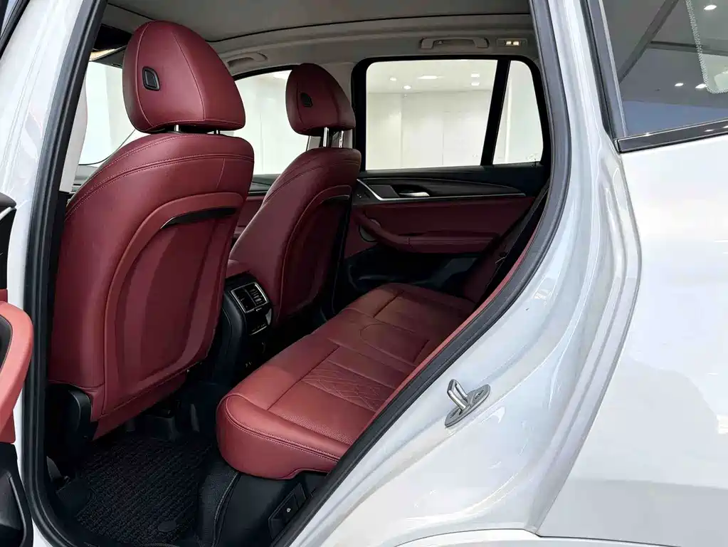 BMW X3 — миниатюра 7