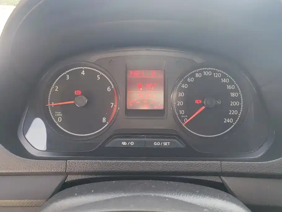 Volkswagen Jetta — миниатюра 14