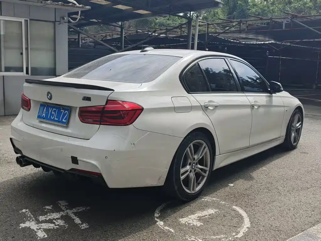 BMW 3 Series — миниатюра 4