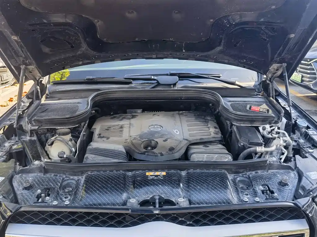 Mercedes-Benz GLS — миниатюра 18