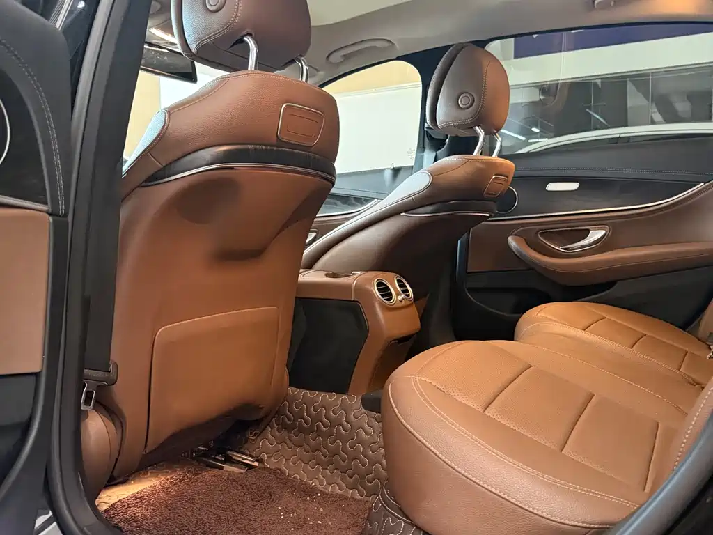 Mercedes-Benz E-Class E 2019 E 300 L Sport Fashion