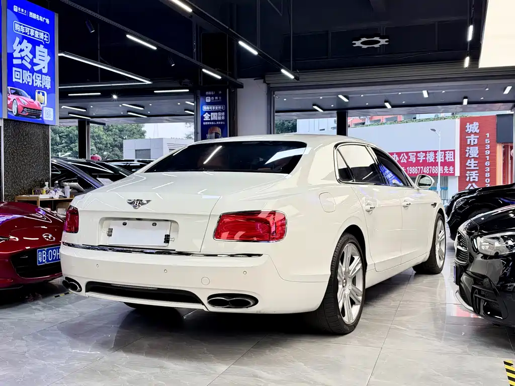 Bentley Flying Spur — миниатюра 4
