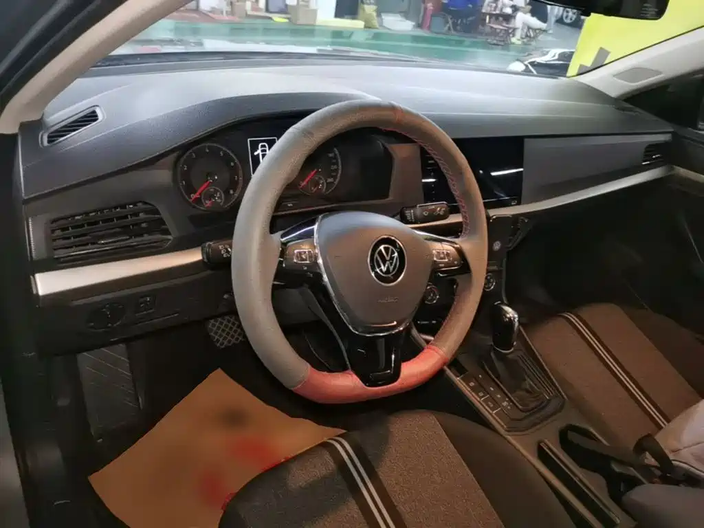 Volkswagen Lavida — миниатюра 10