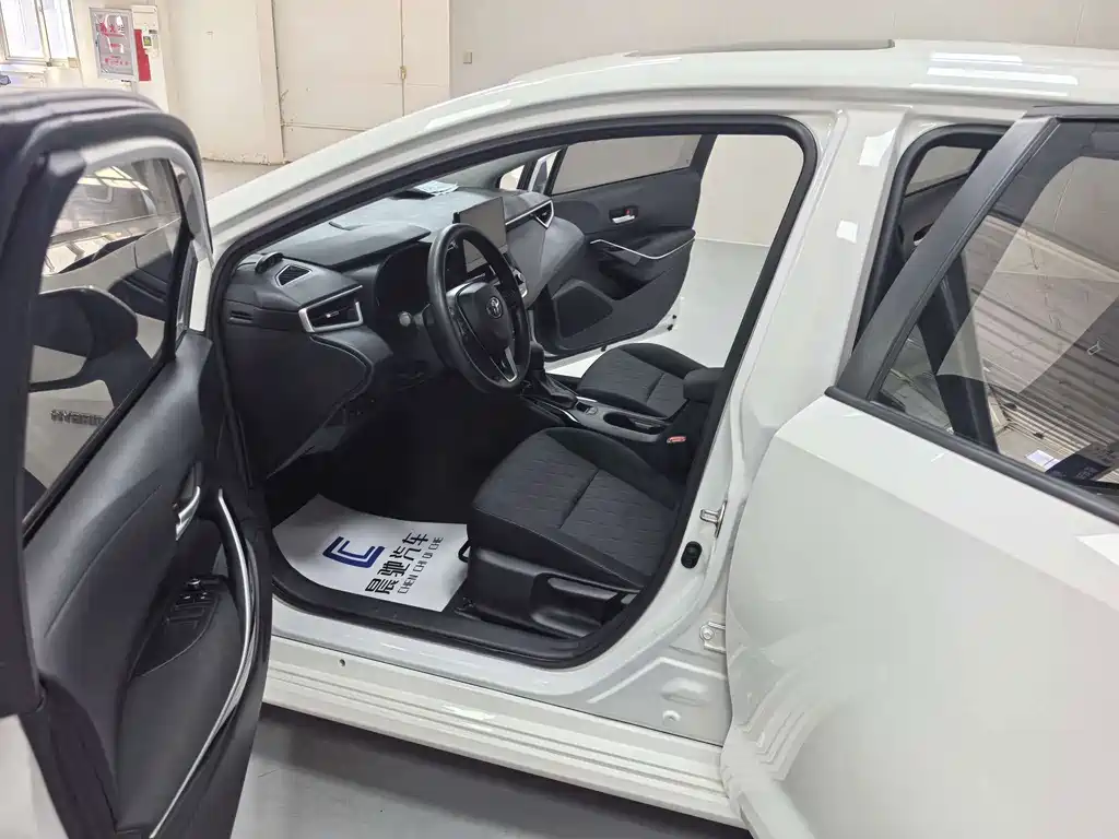 Toyota Corolla — миниатюра 10