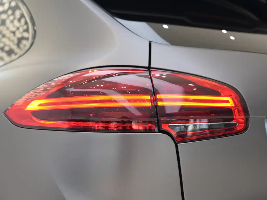 Porsche Cayenne 2012 Cayenne GTS 4.8L