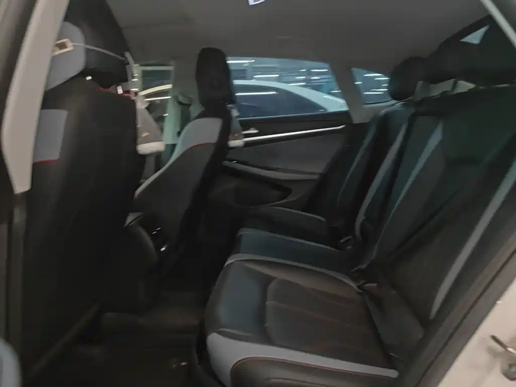 Volkswagen Lamando — миниатюра 17