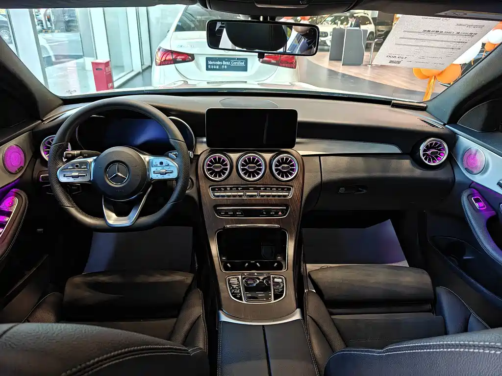Mercedes-Benz C-Class — миниатюра 6