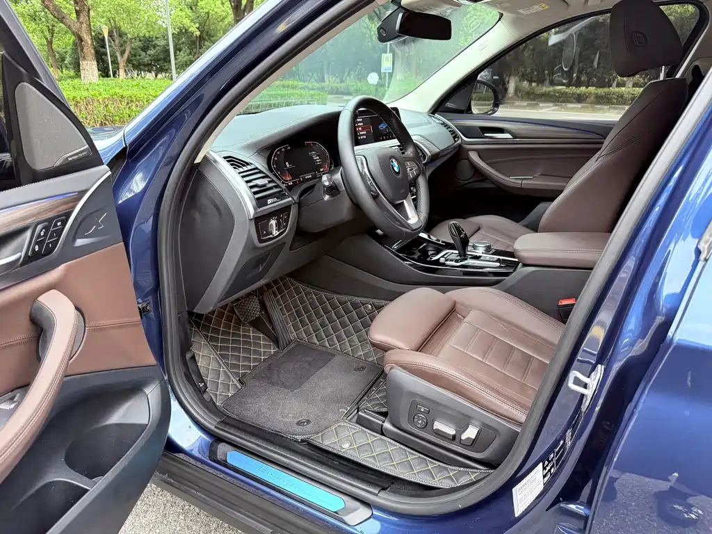 BMW X3 — миниатюра 7