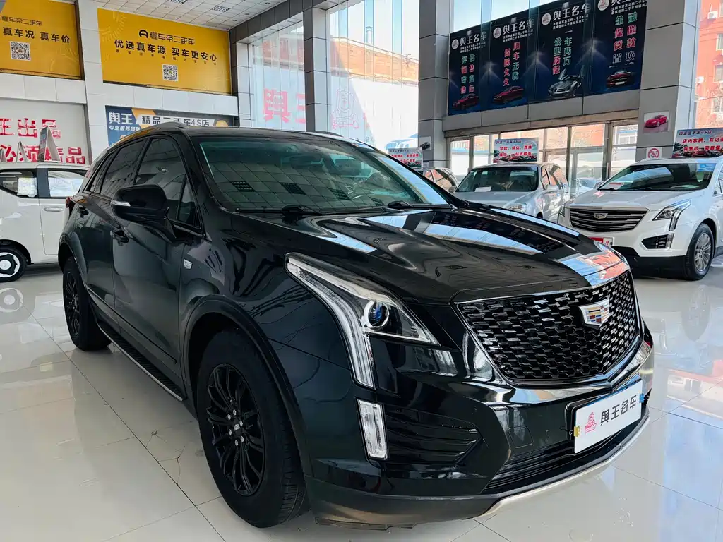 CADILLAC XT5