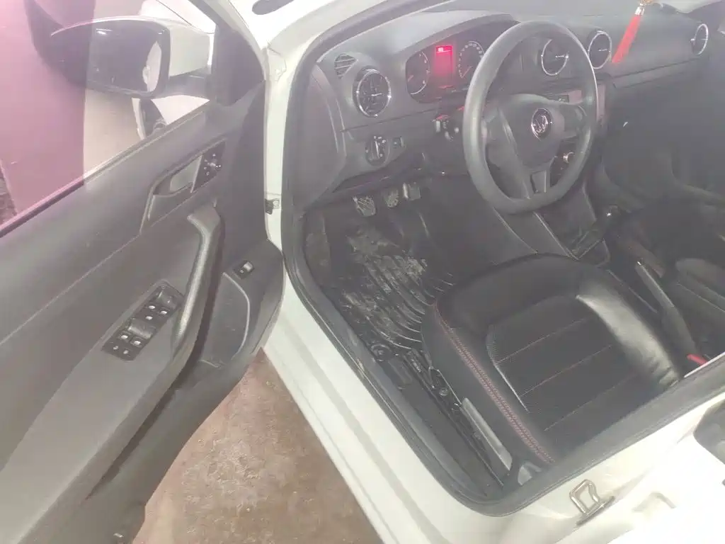 Volkswagen Jetta — миниатюра 16