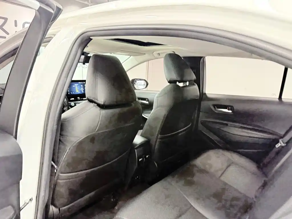 Toyota Corolla — миниатюра 11