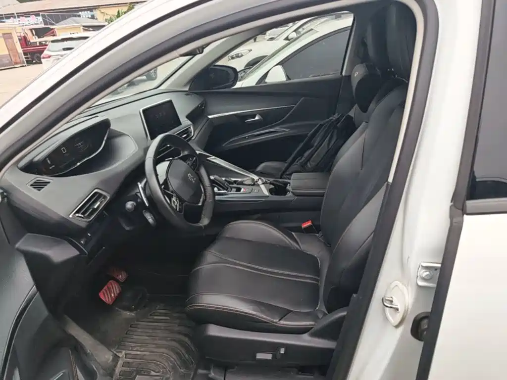 Peugeot 4008 — миниатюра 15