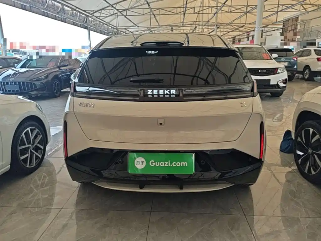 Zeekr X — миниатюра 6