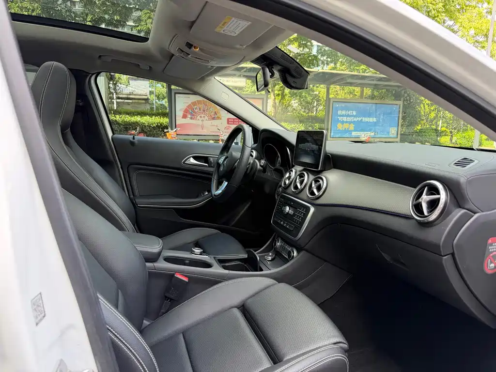 Mercedes-Benz GLA — миниатюра 9