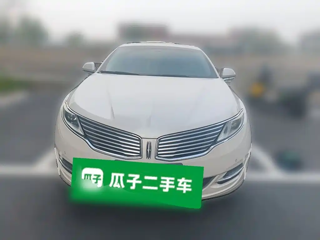 Lincoln MKZ — миниатюра 2