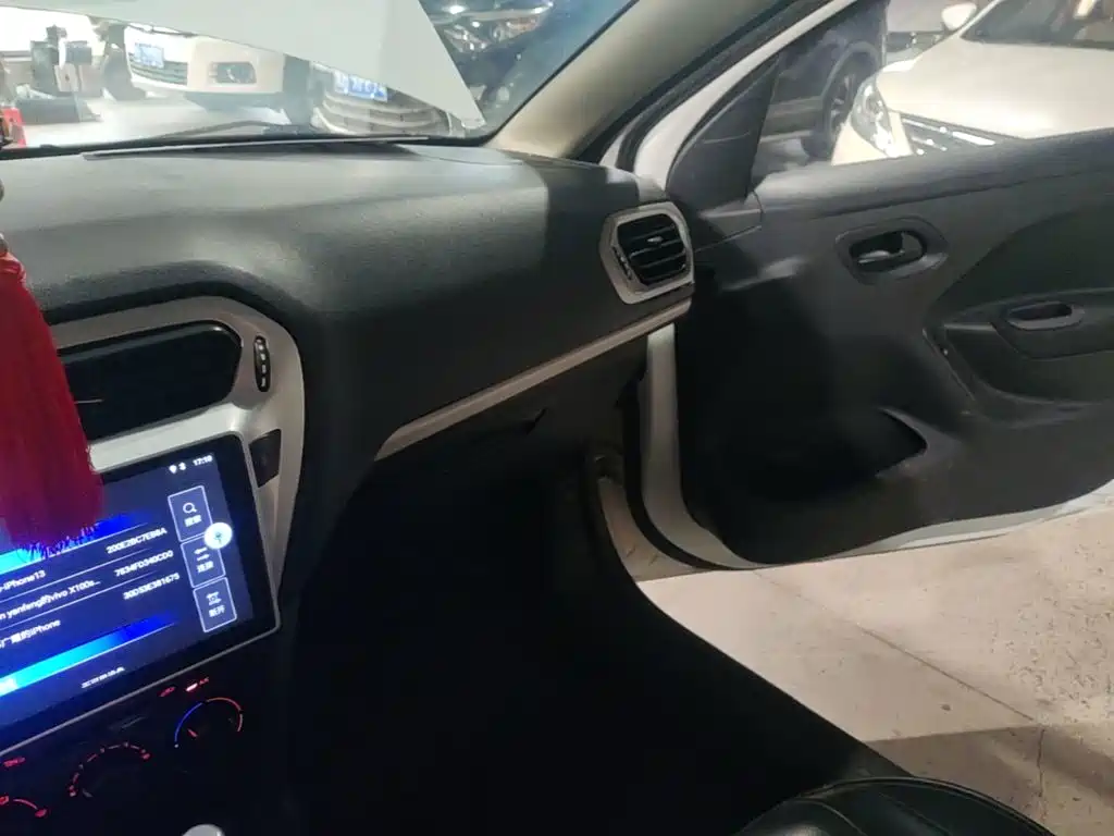 Peugeot 301 — миниатюра 13