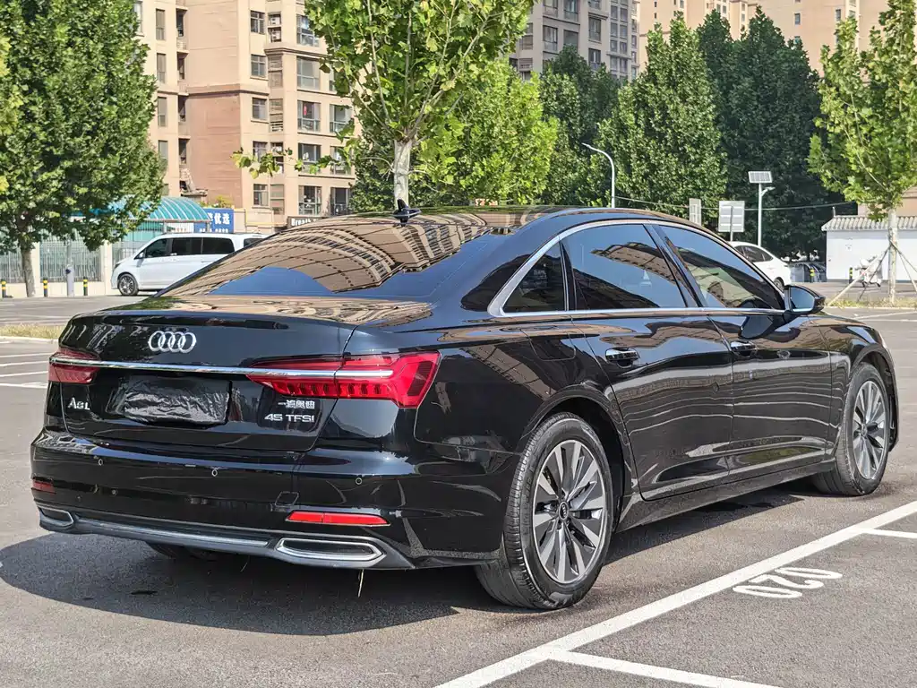 Audi A6L — миниатюра 3