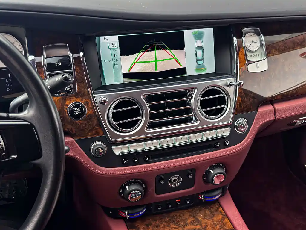 Rolls-Royce Ghost — миниатюра 18