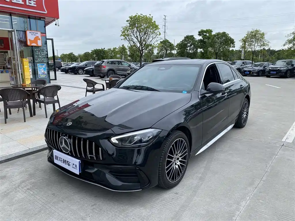 Mercedes-Benz C-Class 2024