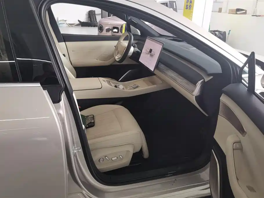 Onvo L60 2025 60kWh