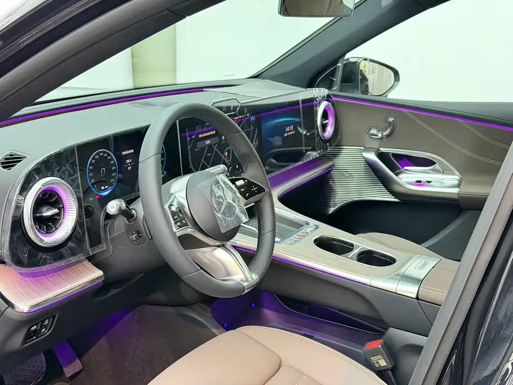 Mercedes-Benz GLC New Energy — миниатюра 8