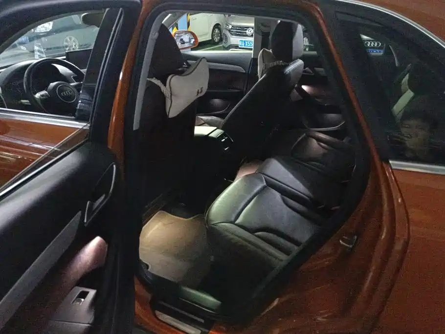 Audi Q3 — миниатюра 11