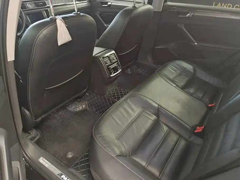 Volkswagen Passat — миниатюра 11