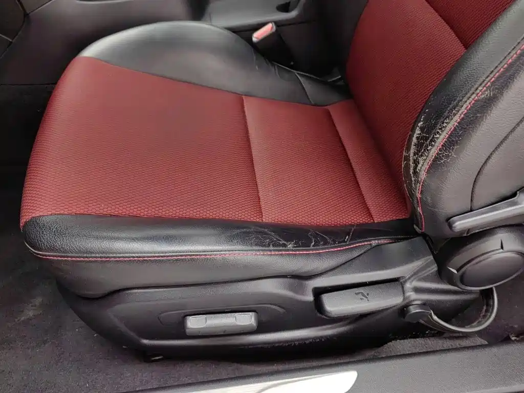 Hyundai Genesis Coupe — миниатюра 20