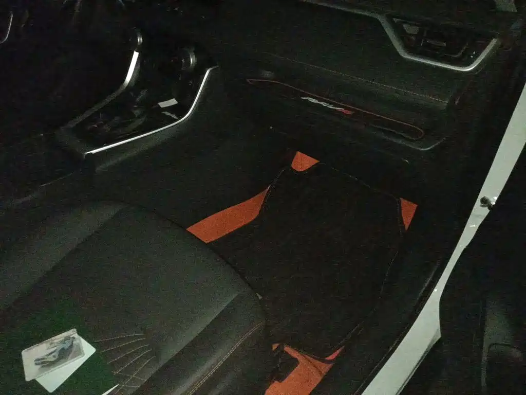 Toyota RAV4 — миниатюра 19