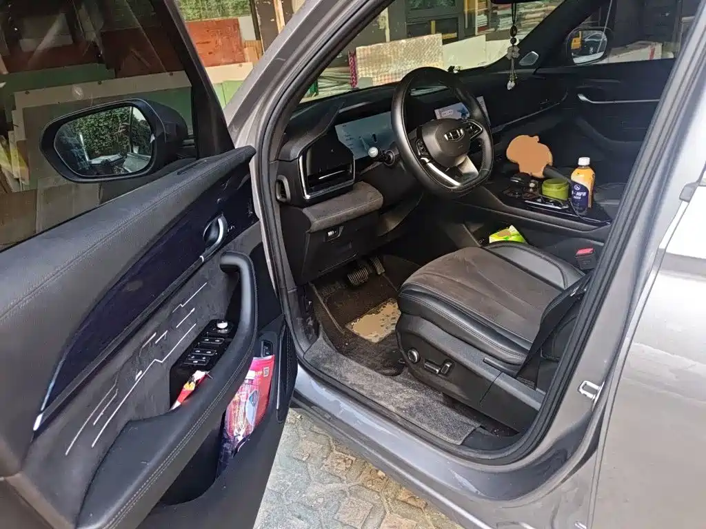 Geely Xingyue L — миниатюра 17