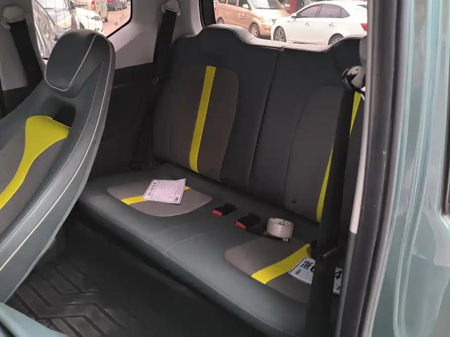 Wuling MINIEV — миниатюра 11