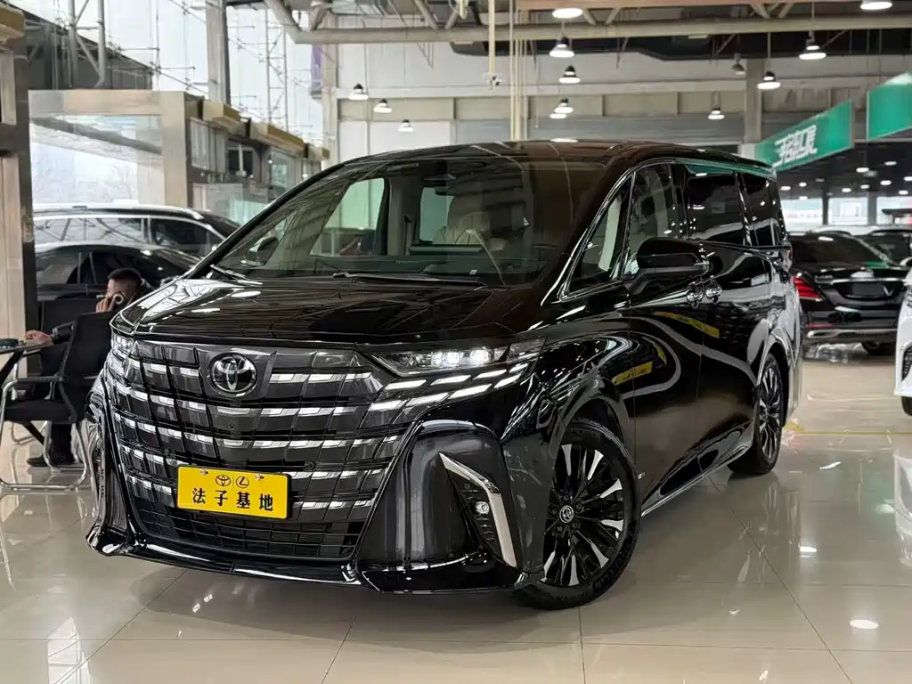 Toyota Alphard 2023