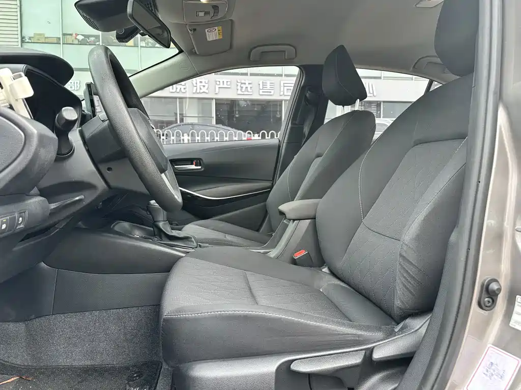 Toyota Corolla — миниатюра 7