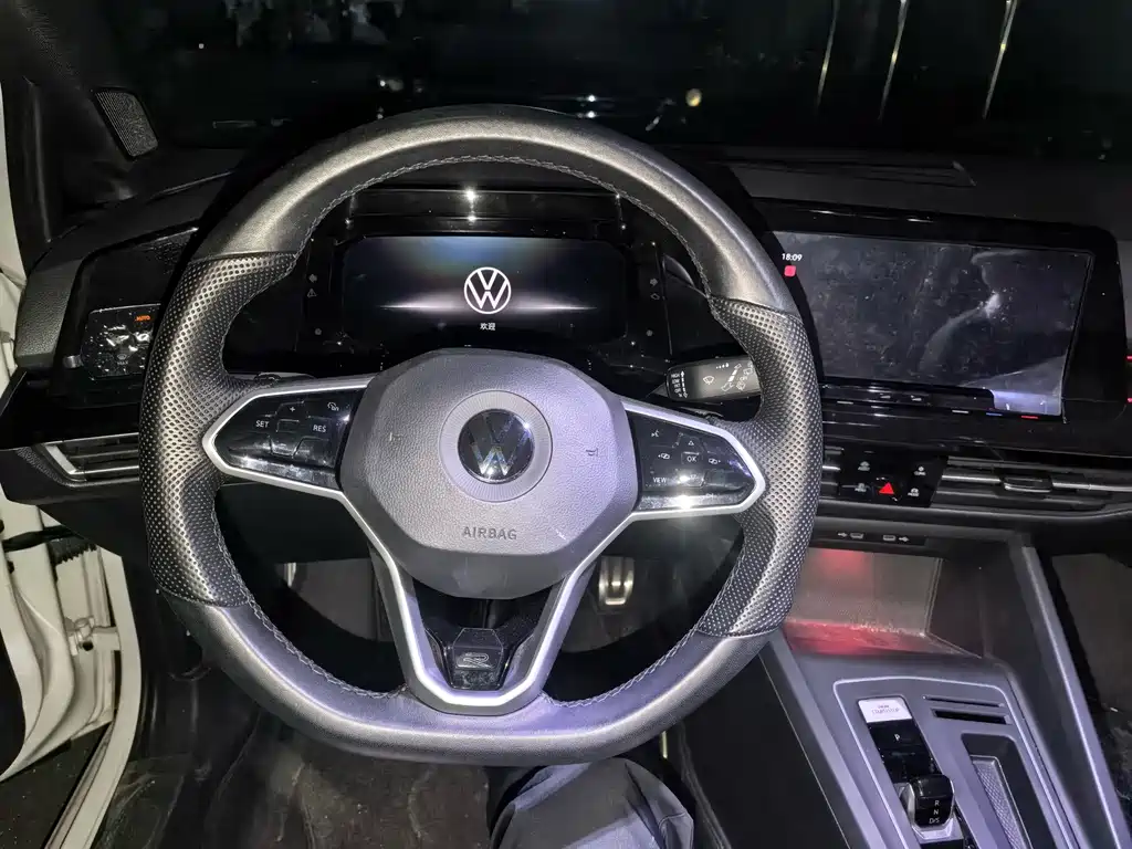 Volkswagen Golf — миниатюра 5