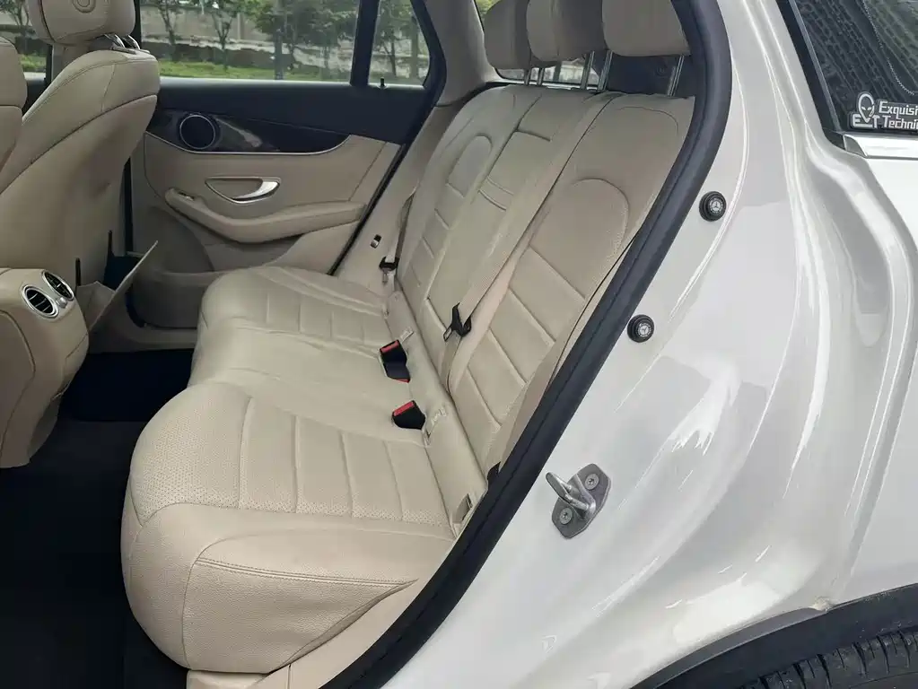Mercedes-Benz GLC — миниатюра 12