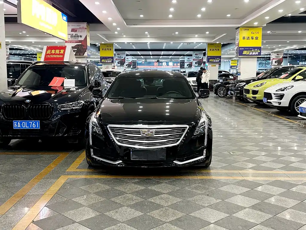 CADILLAC CT6