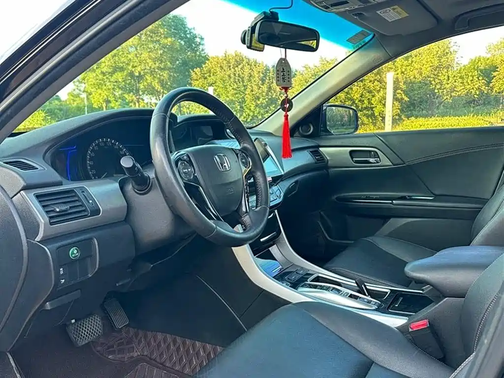 Honda Accord 2016 2.0L