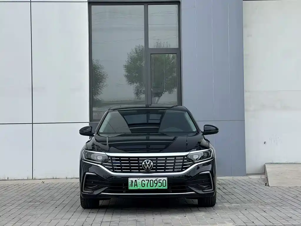 Volkswagen 帕萨特插电混动 2024