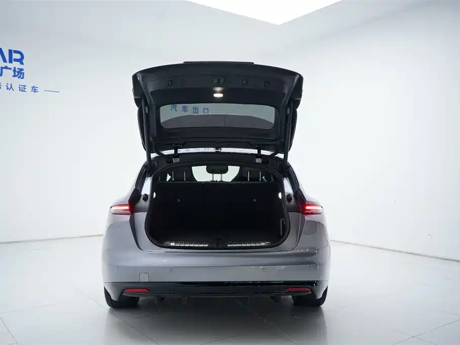 NIO ET5T 2025 75kWh Touring