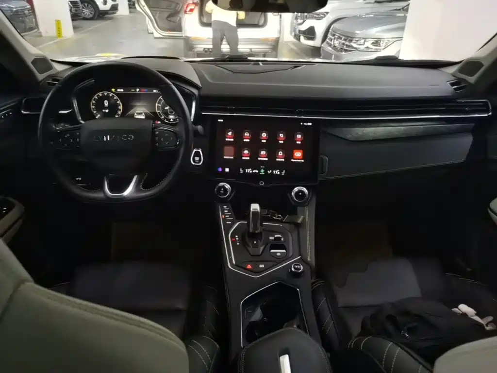 Lynk & Co 05 — миниатюра 10