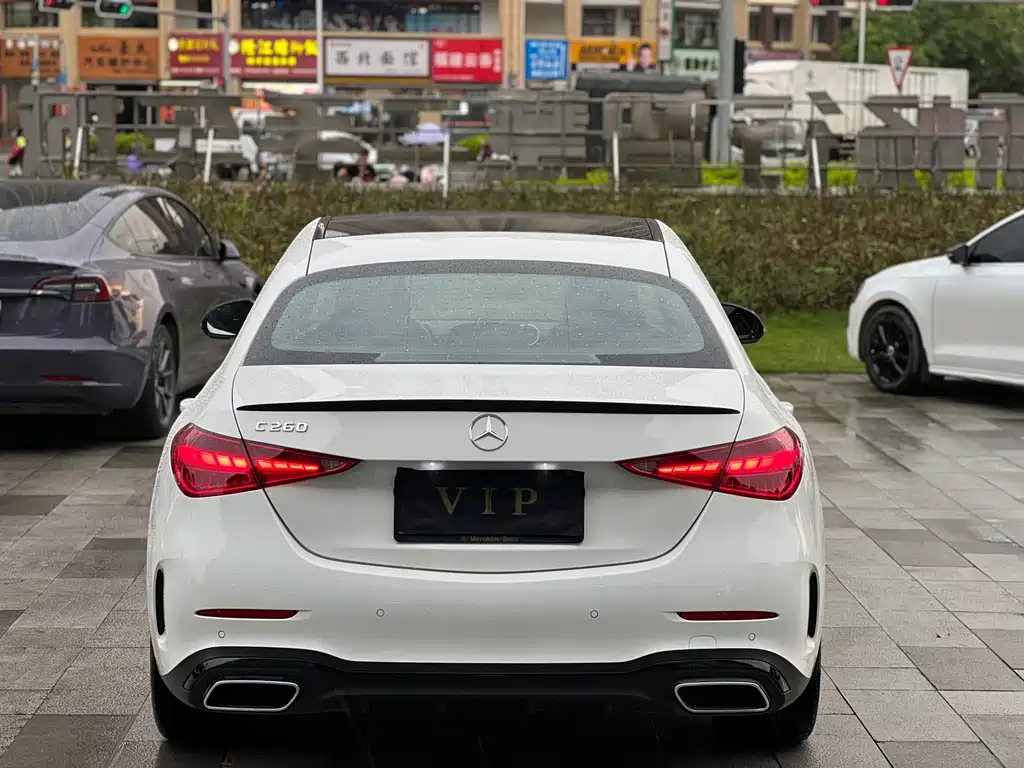 MERCEDES-BENZ C CLASS