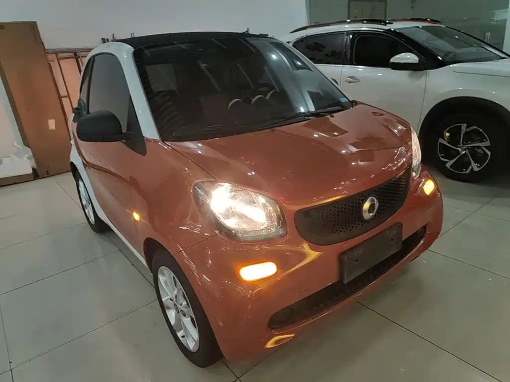 Smart fortwo 2018 1.0L 52 V