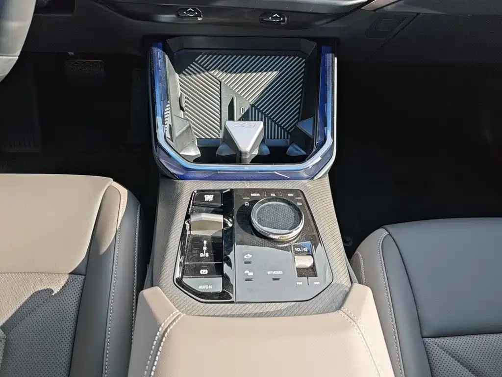 BMW X3 — миниатюра 8