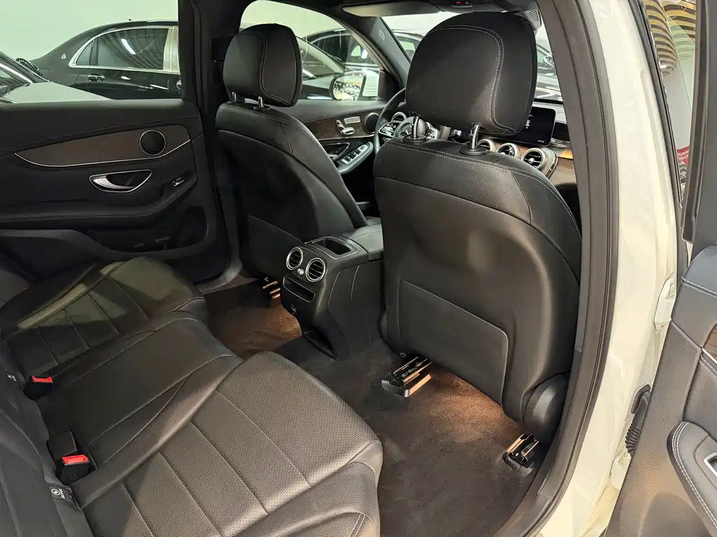 Mercedes-Benz GLC — миниатюра 19