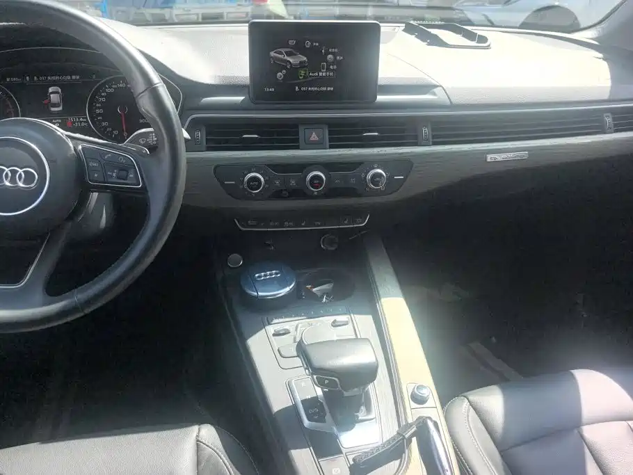 Audi A4L — миниатюра 12