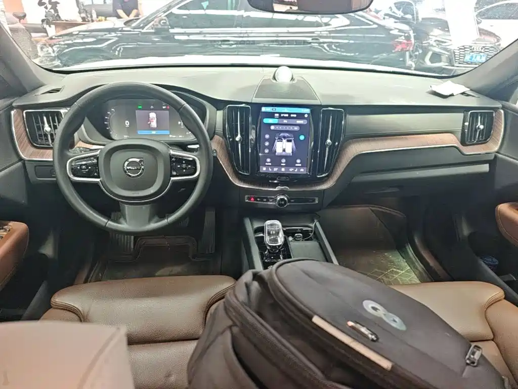Volvo XC60 — миниатюра 10