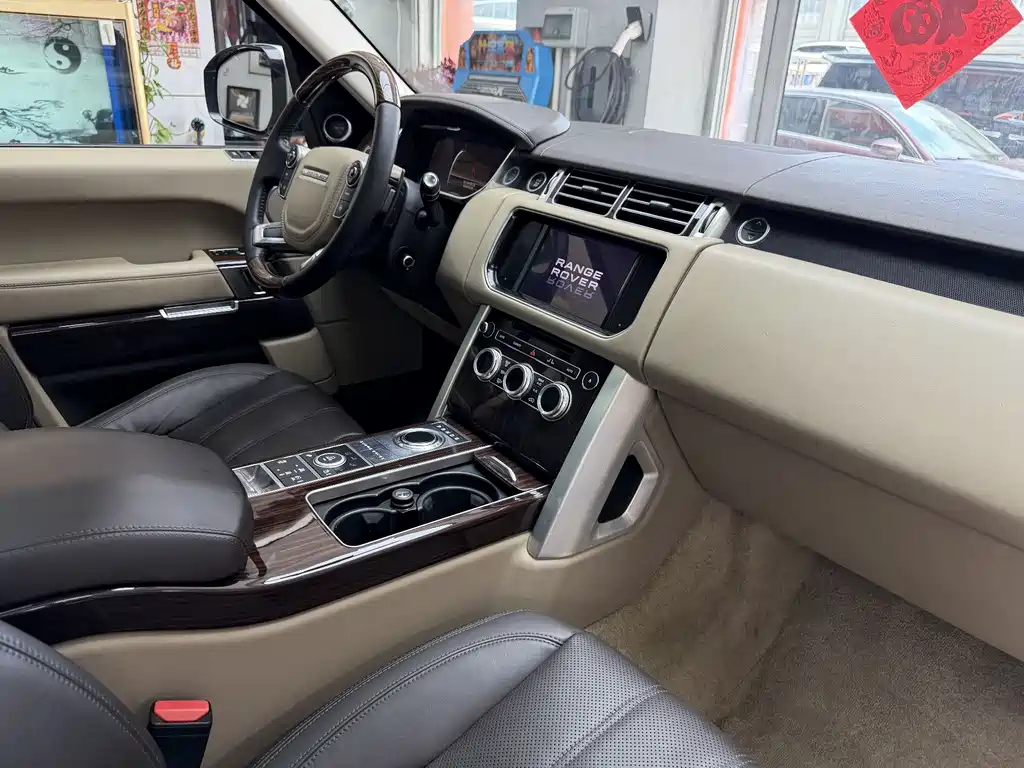 Land Rover Range Rover 2013 NA 5.0 V8 Vogue SE