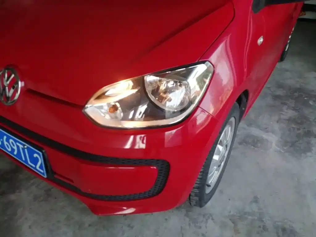 Volkswagen up! — миниатюра 24