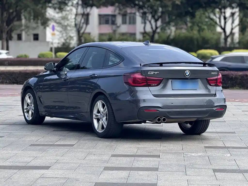 BMW 3 Series GT 3 GT 2019 320i M Sport