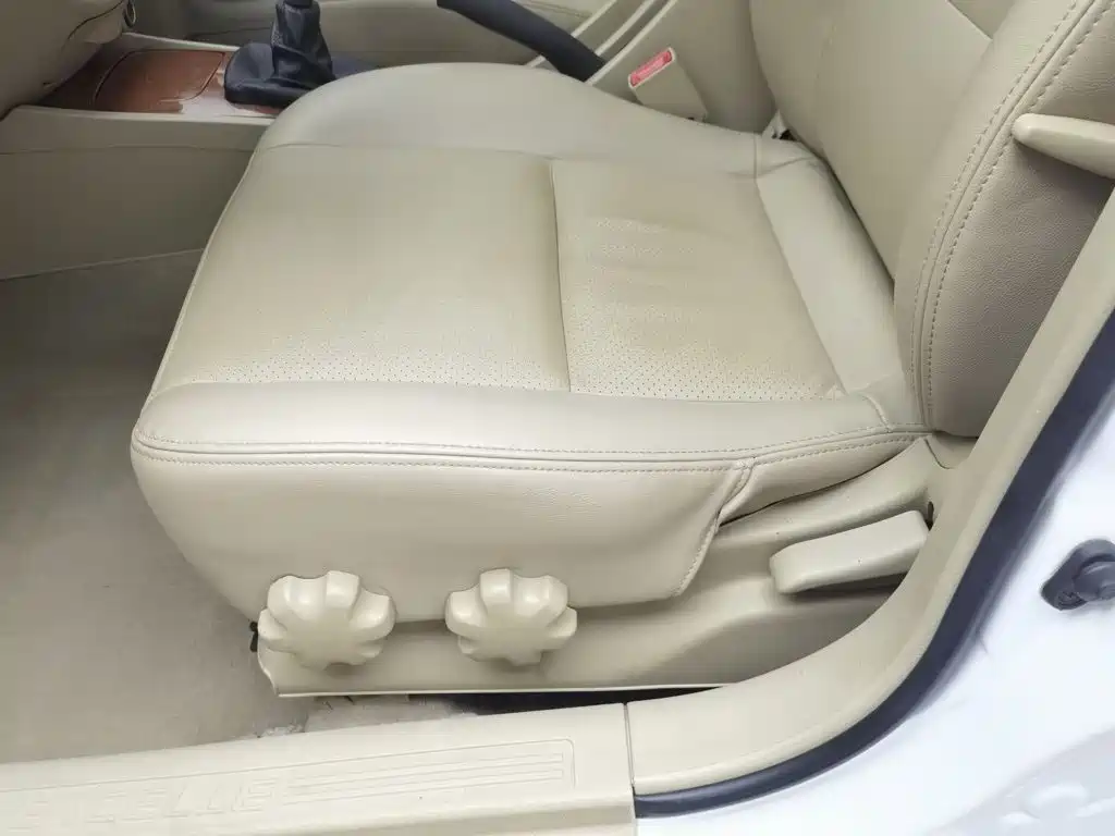 Buick Excelle — миниатюра 20